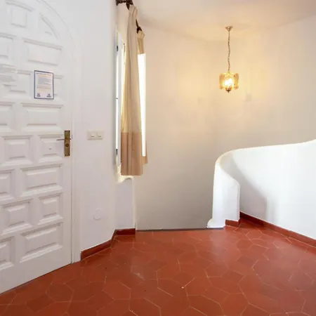 Holiday home Gorgeous In With House Sea View *